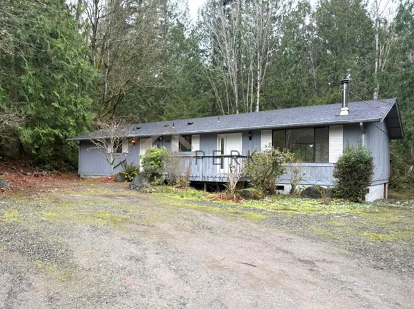 3061 Oak Bay Rd, Pt Hadlock, WA 98339