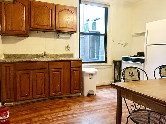 Rented by Voro, LLC | media 1