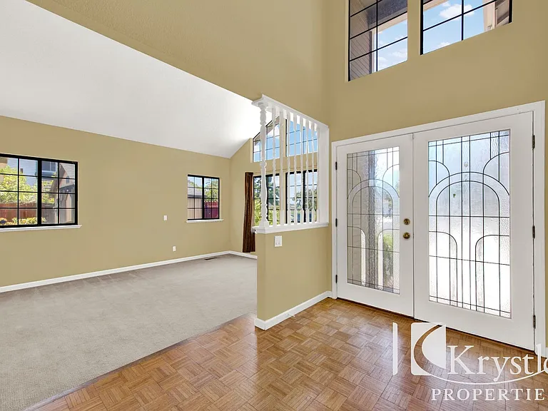 152 Chesapeake Dr — Photo 7