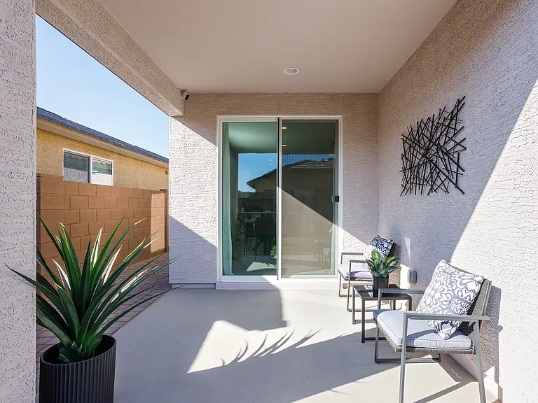 15557 W Kendall St — Photo 20