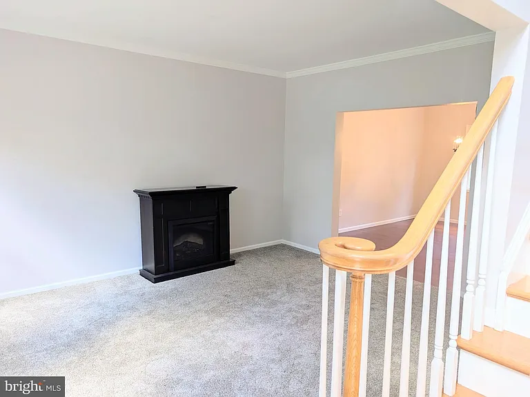 114 Lenape Dr — Photo 5
