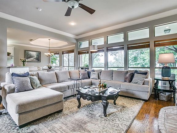 5th image of 1006 Saint Andrews Dr
