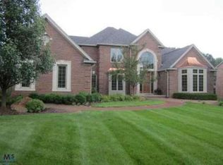 60589 Pennington Way, Rochester, MI 48306