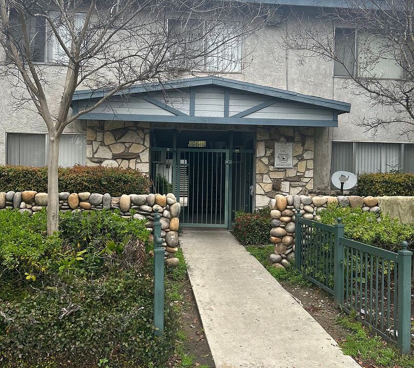 1st image of 1210 W Stoneridge Ct APT 22