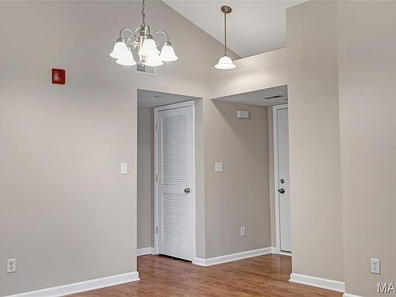 5th image of 4302 Spring Creek Ln