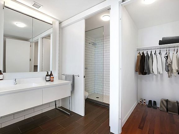 5th image of 15 William St APT 30D