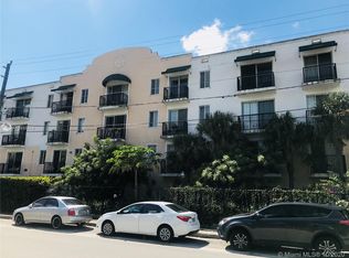 400 SW 2nd St APT 305, Miami, FL 33130