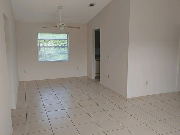 5th image of 3212 Croton Ave