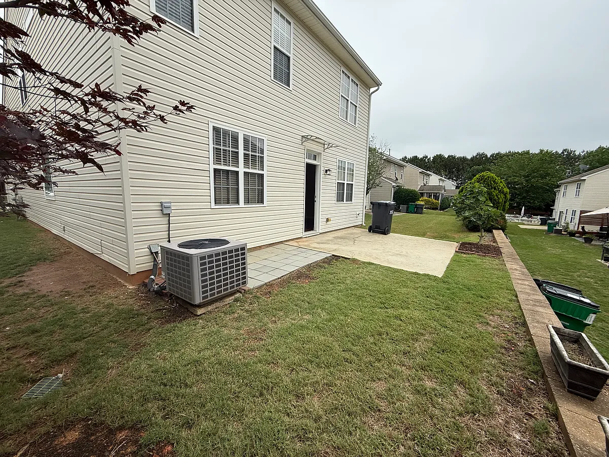 Building Photo - 9333 Longstone Ln