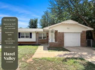 812 Meadowridge Dr, Midwest City, OK 73110