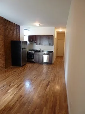 Rented by The Dermot Realty Management Company | media 14