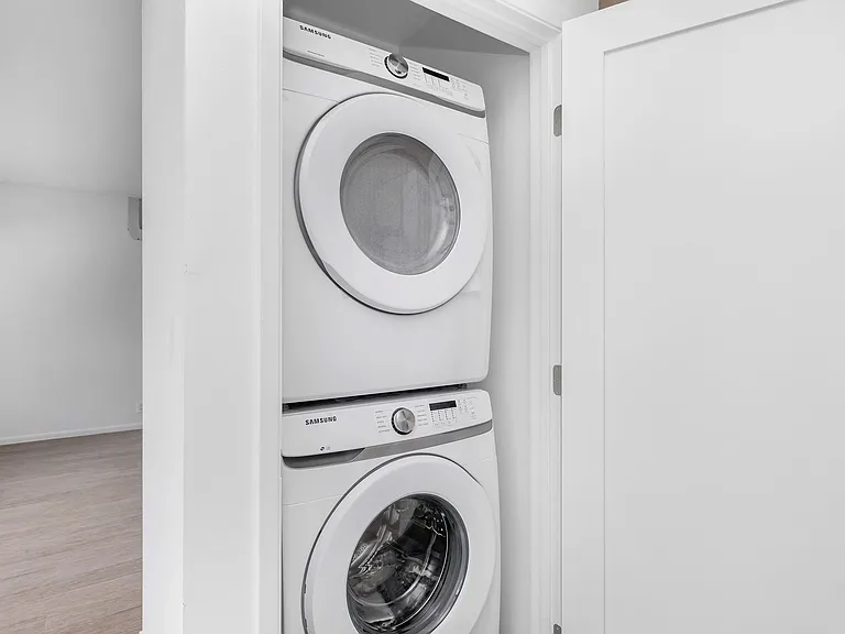 In unit washer & dryer