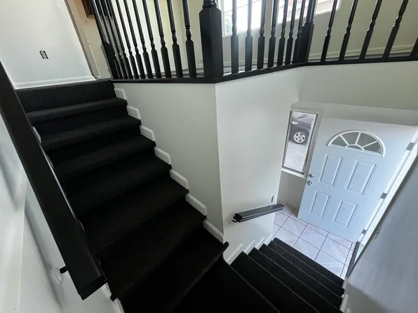3821 E 56th St APT A, Maywood, CA 90270