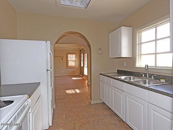 5th image of 7323 N 27th Ave