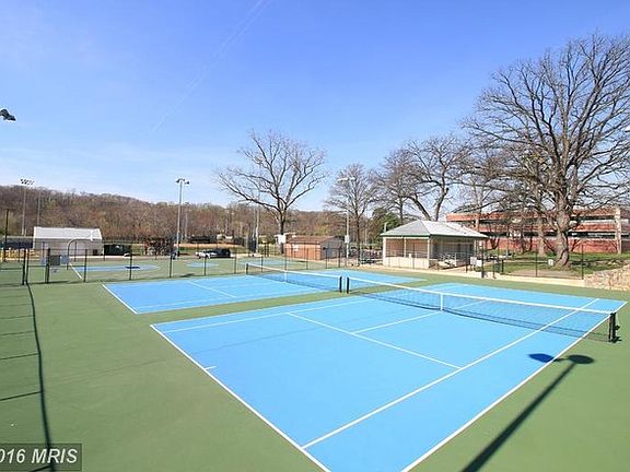 Nearby Public Tennis & BBall