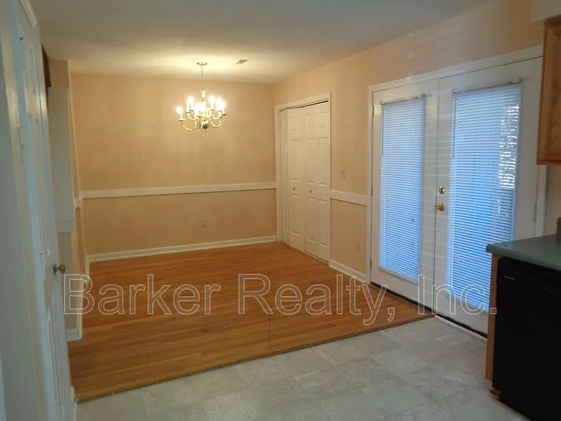 4 bed, 2.5 bath, 1788 sqft, $1,750 — Photo 4