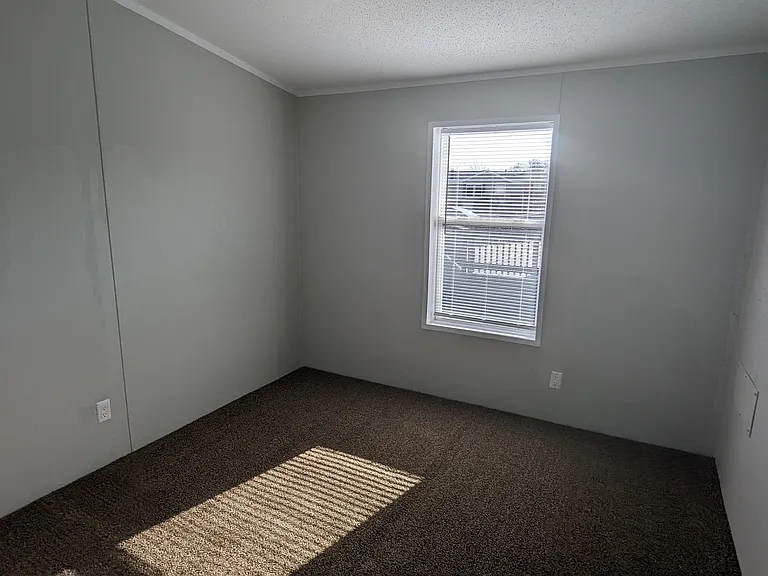 Oakridge Estates — Photo 21