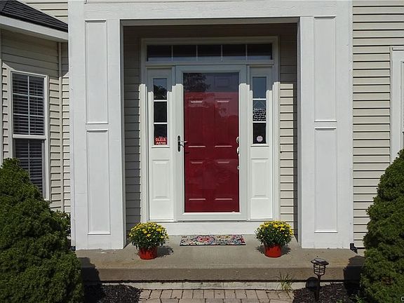 3rd image of 8345 Preserve Pkwy