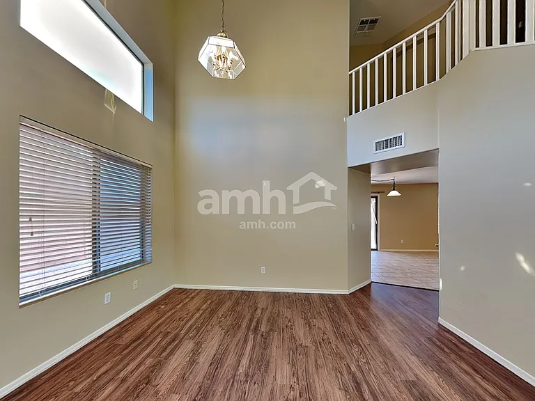 15995 W Monroe St — Photo 6