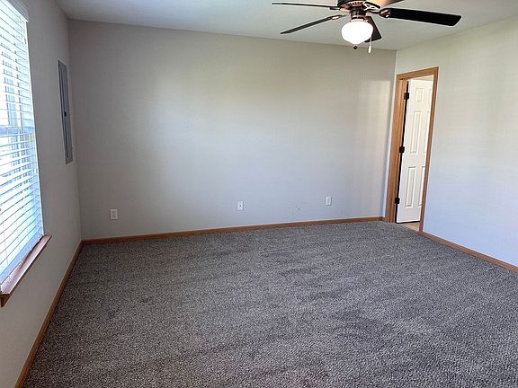 4th image of 9416 SE 2nd St #9416