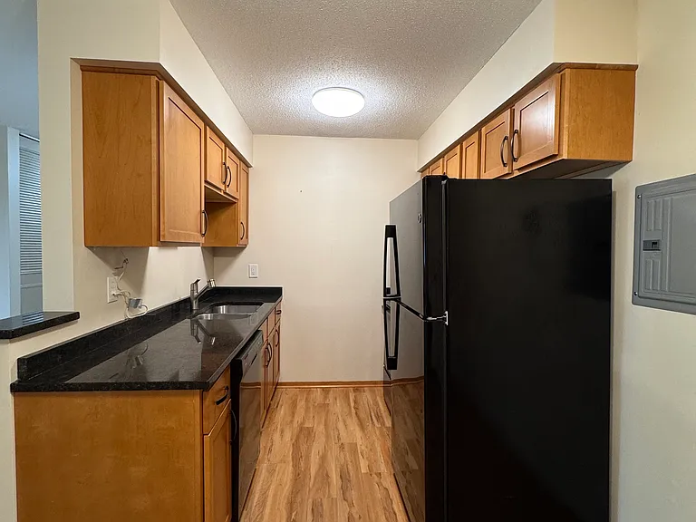 401 9th St SE — Photo 22
