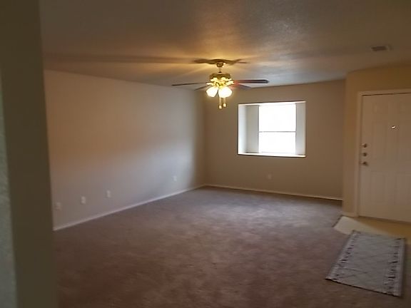 4th image of 4500 Greyhound Dr