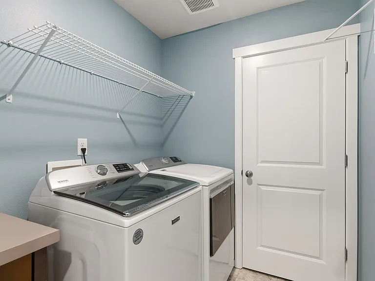 335 Belfair St SW — Photo 34