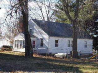 166 W Eckhardt St, Macon, IL 62544