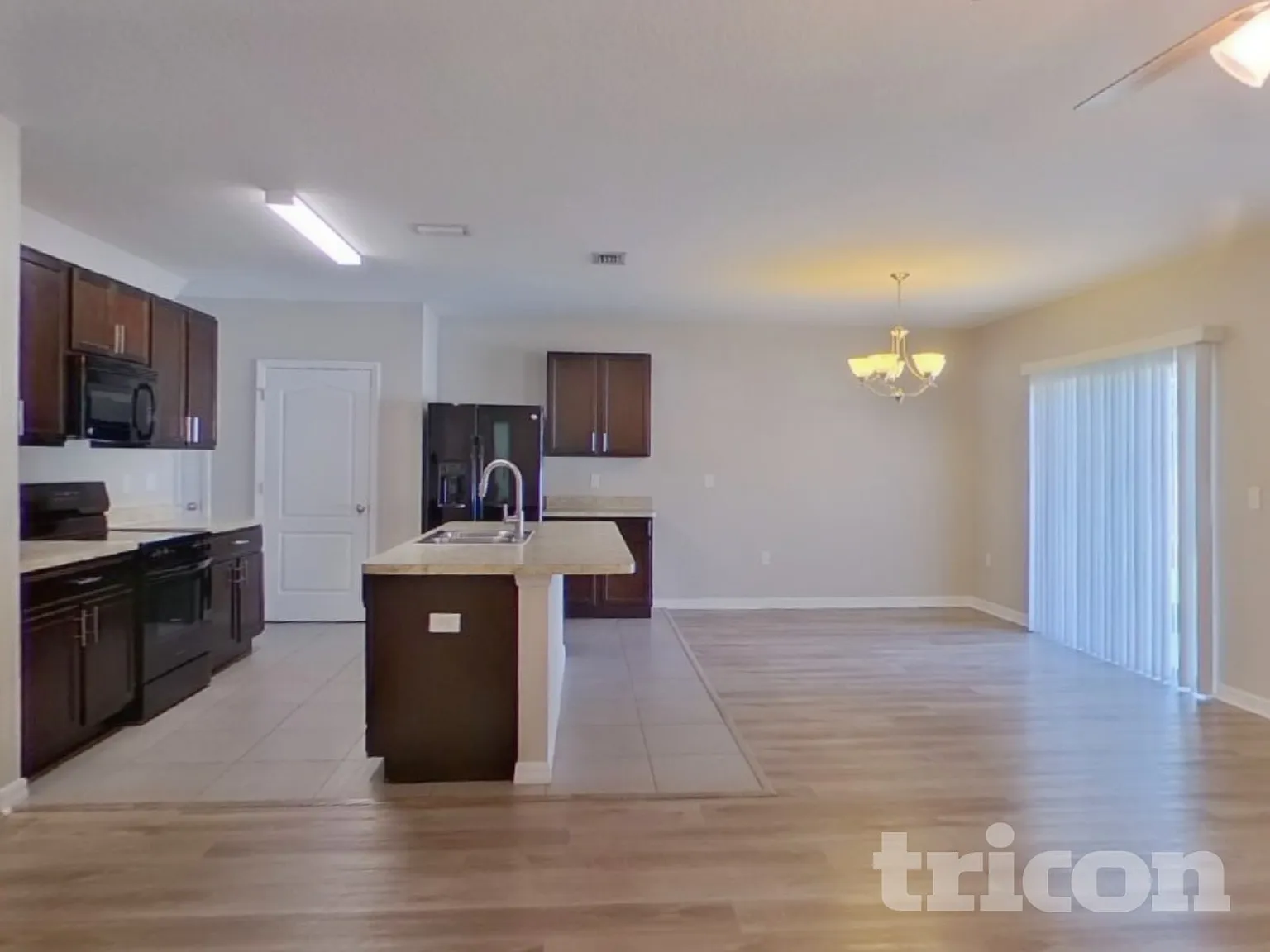 10442 Whispering Hammock Drive Riverview FL — Photo 4