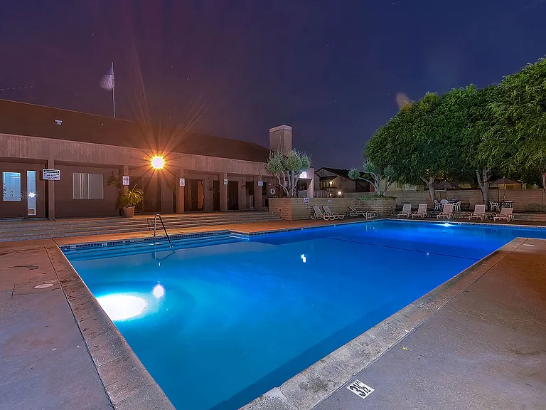 Woodside Village Apartments Pool