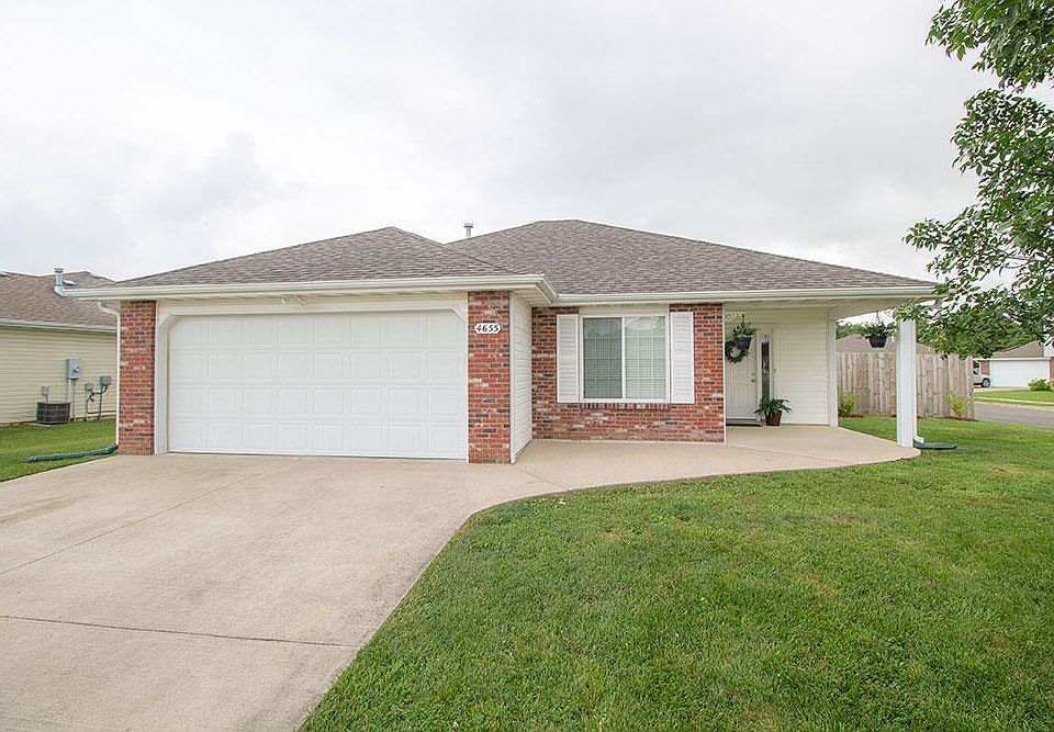 1st image of 4655 E Brookhill Dr
