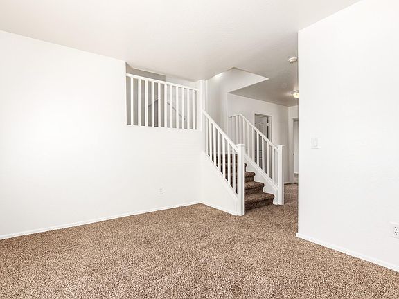 3rd image of 3004 S 101st Ave