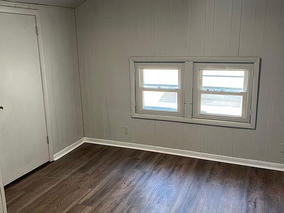 5th image of 617 S Runnymeade Ave #B