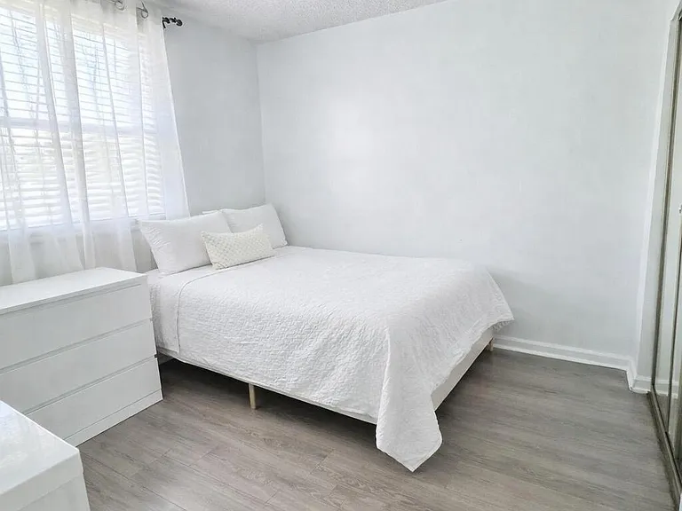 6538 Abbey Rd — Photo 11