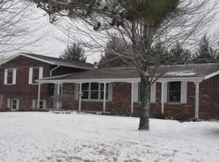 2345 Sylvan Rd, Chelsea, MI 48118