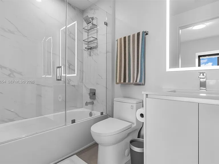 700 NE 24th St #1203 — Photo 27