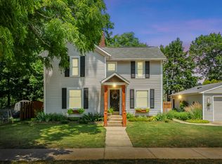 210 W Washington St, Vicksburg, MI