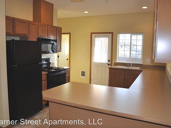 4th image of 3407 S 45th Street D #6885983