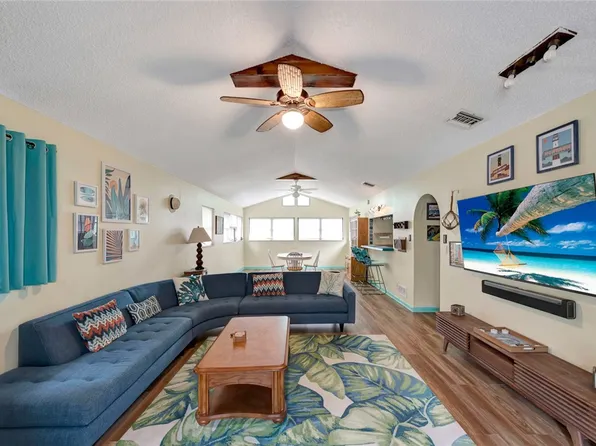 1514 Crowberry Ln, Sebastian, FL 32958