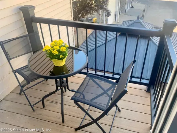 98 Church Avenue image 35 of 38