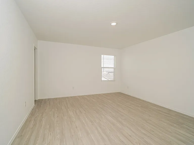 8803 Barrow Path — Photo 11