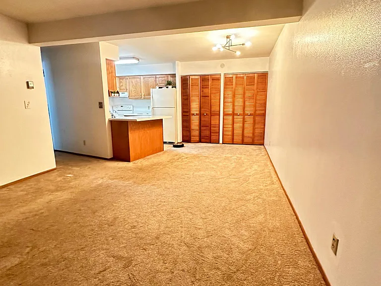 N82W13514 Fond Du Lac Ave — Photo 8