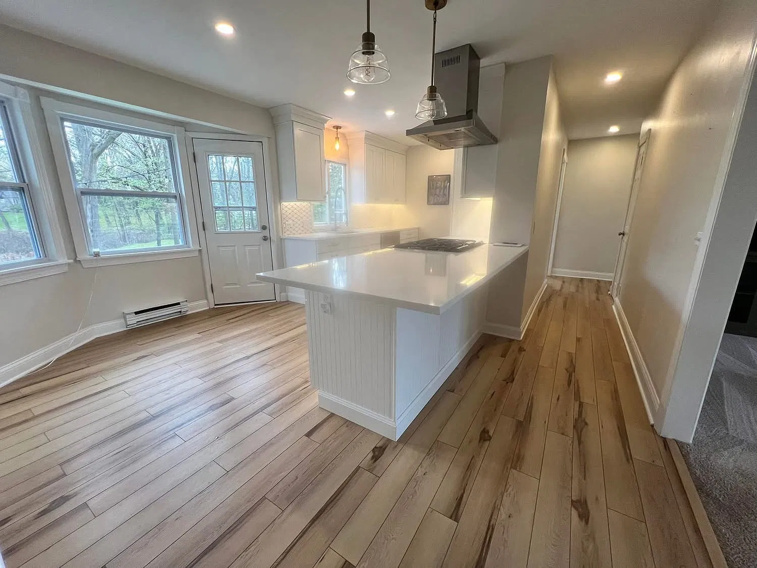 2 bed, 1.5 bath, 1113 sqft, $2,500 — Photo 3