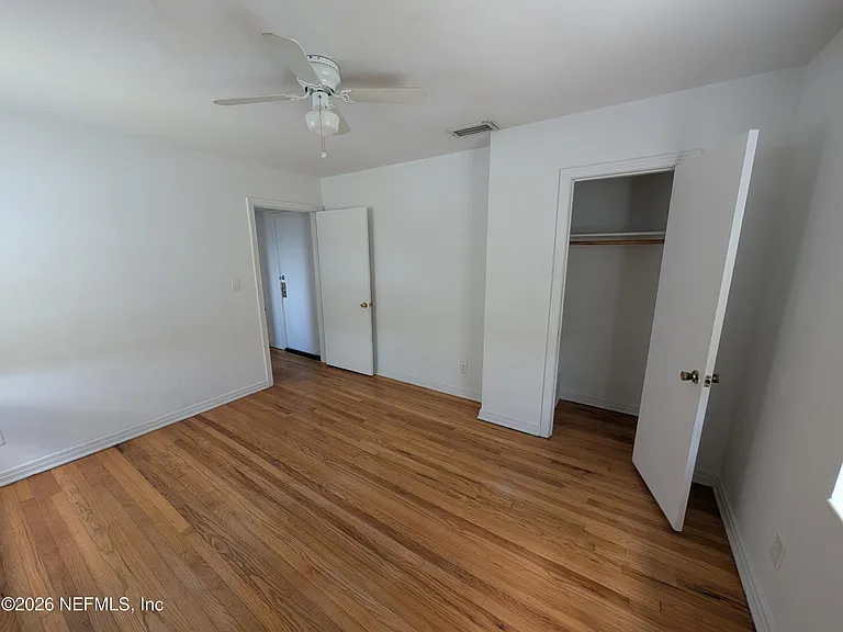 2136 College St #4 — Photo 8