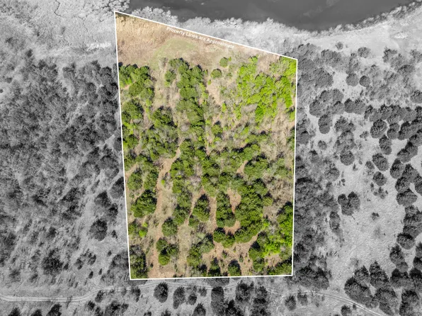 930 Lakeside Dr, Avalon, TX 76623