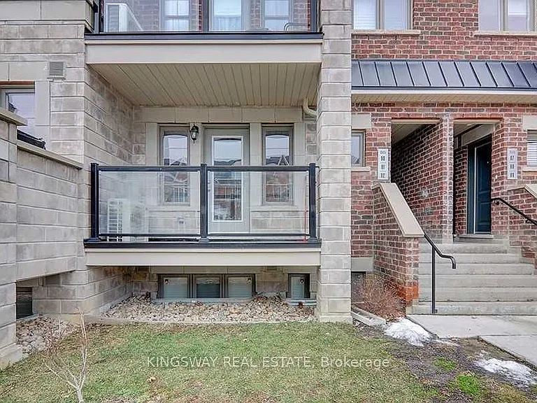 100 Parrotta Dr #92 — Photo 3