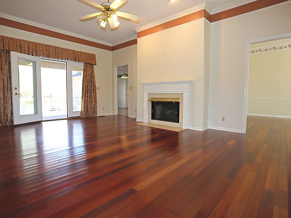 4th image of 2934 Regenwood Dr