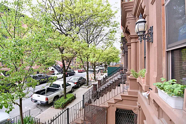 Rented by Bohemia Realty Group | media 8