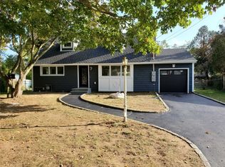 15 Janice Ct, Commack, NY 11725