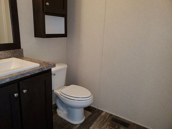 5th image of 38000 Le Chateau Blvd #525